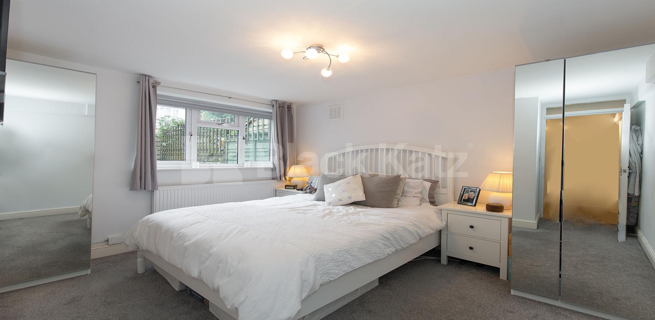 			A Must See Property, 2 Bedroom, 1 bath, 1 reception End Terraced House			 Cecile Park, Crouch End